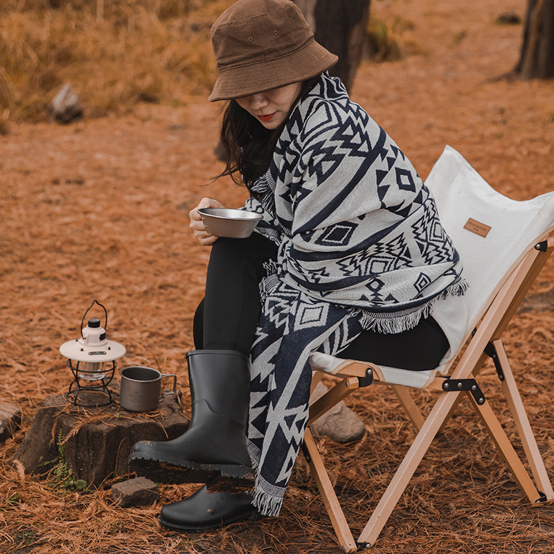 Đèn bão Mountain Hiker