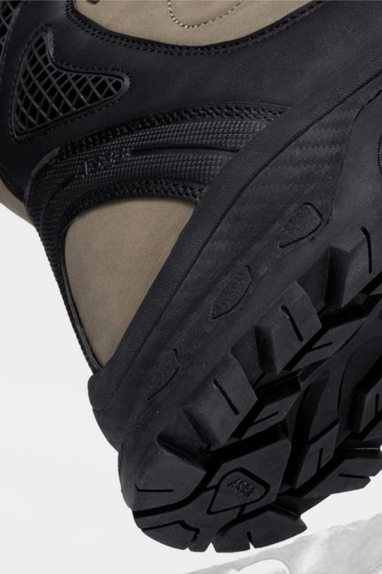Giày dã ngoại cao cổ chống nước ADV Boots – dùng cho hoạt động leo núi, phượt, hoạt động ngoài trời, thể thao có khả năng chống nước.