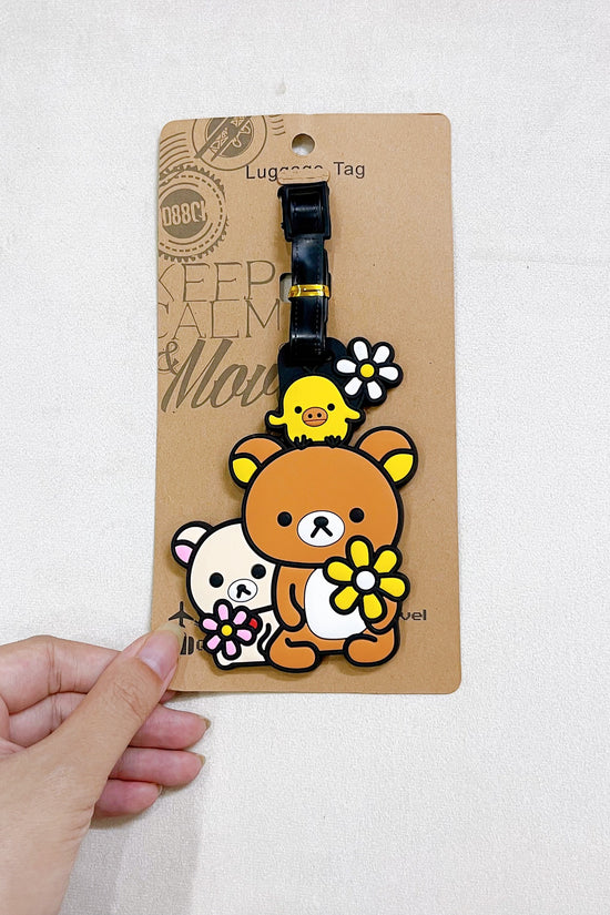Thẻ tag du lịch hình gấu dễ thương giúp nhận diện hành lý tránh thất lạc, trang trí vali và túi xách cá nhân