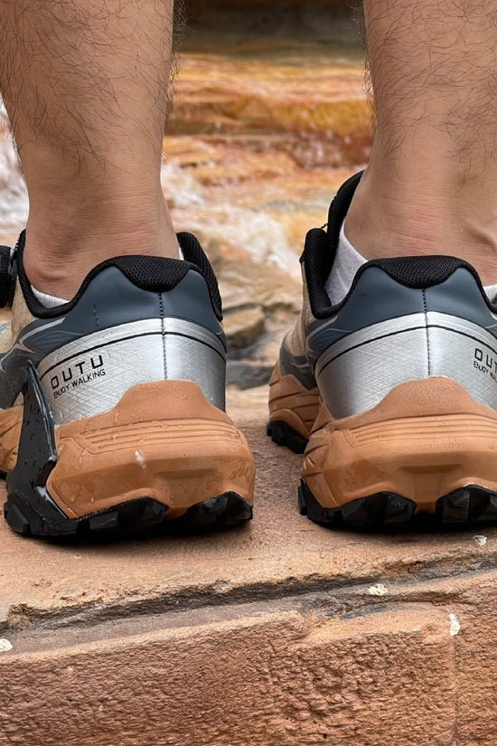 Giày chống nước Outu- đi bộ, hikling, đi chạy trail, leo núi, dã ngoại. Dáng giày cổ thấp chống nước, thoáng khí.